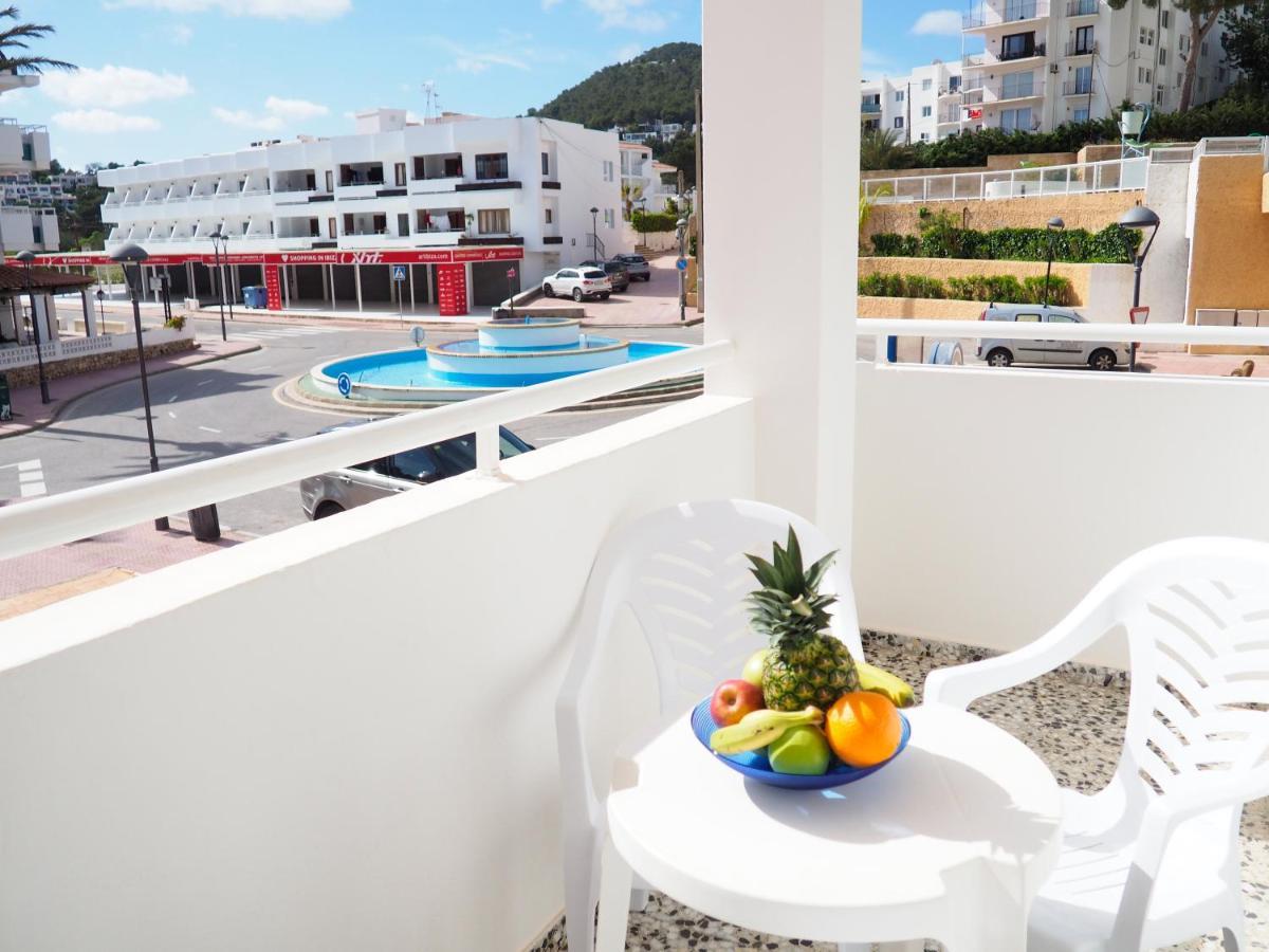Apartamentos Cala Llonga المظهر الخارجي الصورة