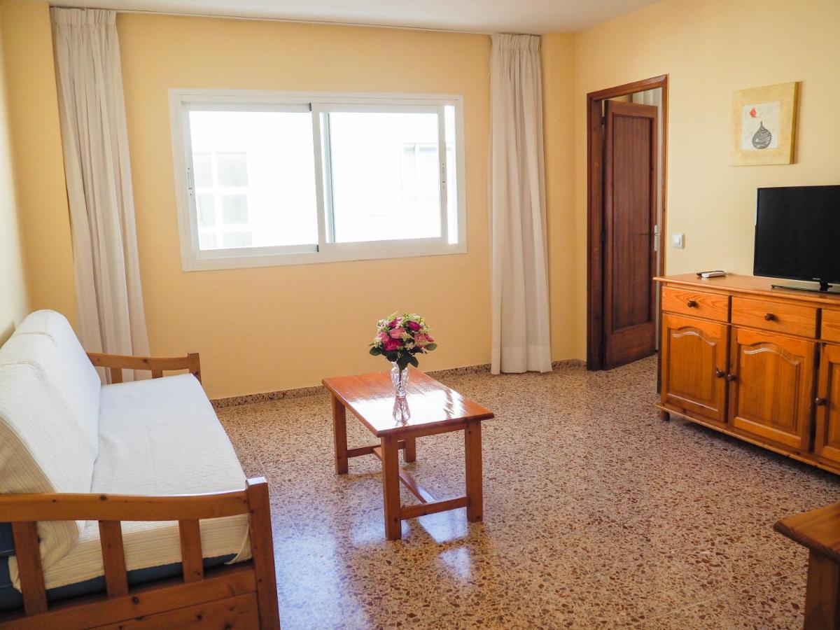 Apartamentos Cala Llonga المظهر الخارجي الصورة